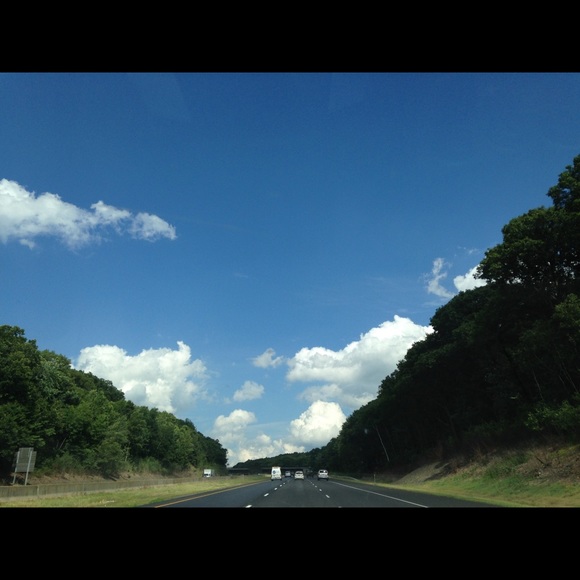 Meet your Posher - Picture 3 of 4